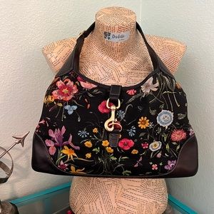 Gucci Black floral handbag 🌹🌸🌺🌷🌷🌻🌼💐